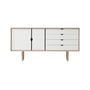 Andersen Furniture - S6 skænk, sæbebehandlet eg / fronter alpino (hvid)