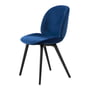 Gubi - Beetle Dining Chair fuldpolstret (plastiksokkel), sort / søndag (003)