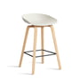 Hay - About A Stool AAS 32 H 75 cm, sæbebehandlet eg / sort stål / melange creme 2. 0 (filt glidere)