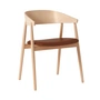 Andersen Furniture - AC2 stol, hvidpigmenteret bøg / brunt PU-læder