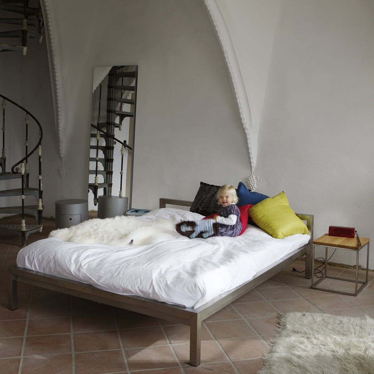 Pure seng af hans hansen i connox interiørshop Design seng