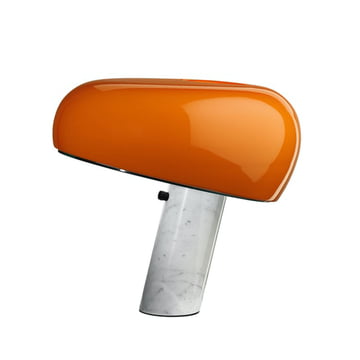 Snoopy bordlampe fra Flos i orange