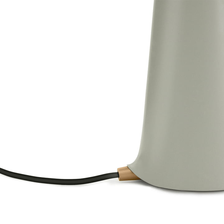 Normann Copenhagen – Shelter bordlampe, sand – ledning