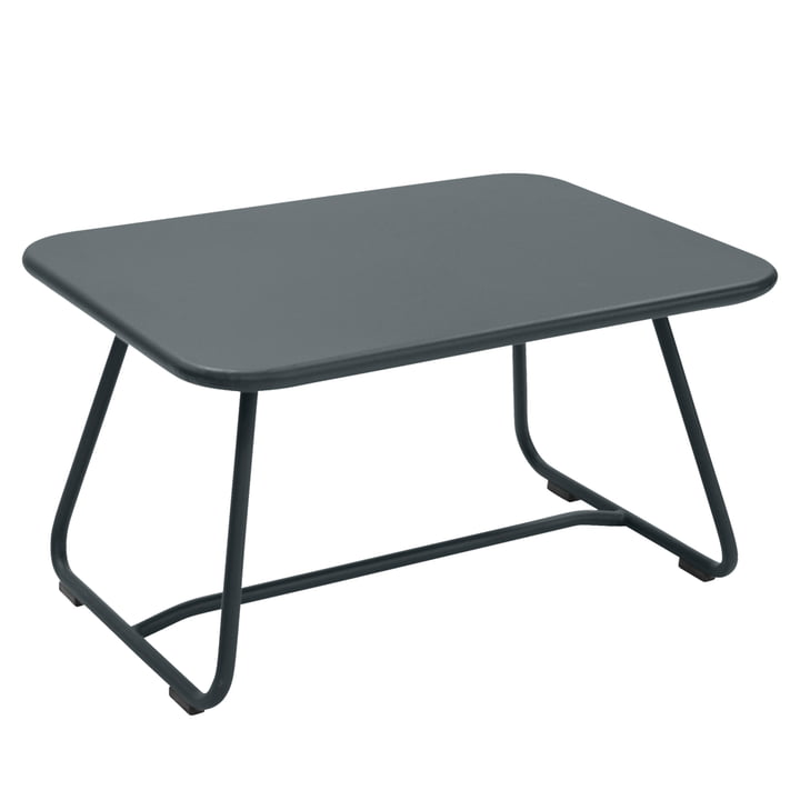Sixties-bord fra Fermob i stormgrå