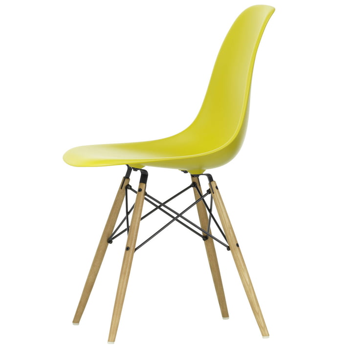 Eames Plastic Side Chair DSW fra Vitra i honningfarvet ask/sennep