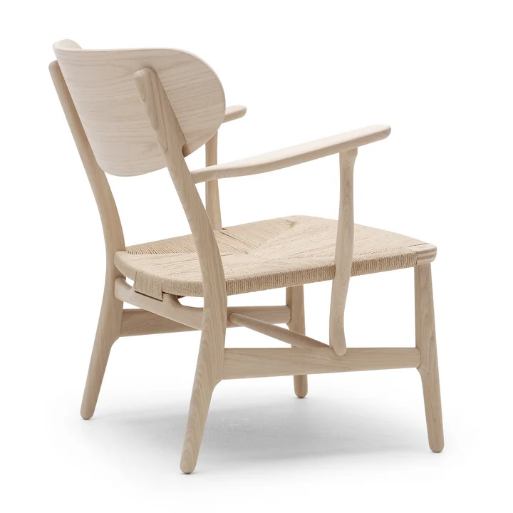 Carl Hansen CH22 er håndlavet