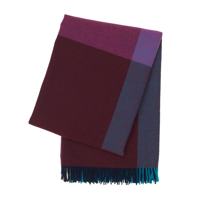 Colour Block tæppe fra Vitra i bordeaux og blå