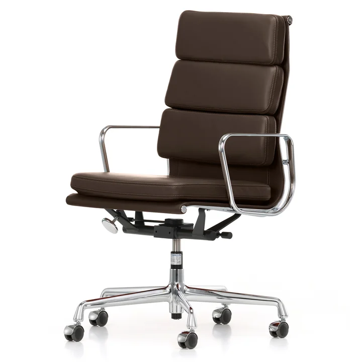 Soft Pad Chair EA 219 fra Vitra i krom/chokolade