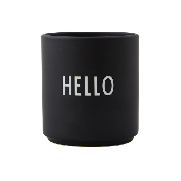 AJ Favourite porcelænskrus Hello by Design Letters