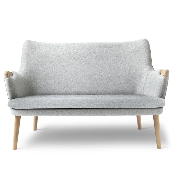 CH72 sofa af Carl Hansen i olieret eg / grå (Hallingdal 116)