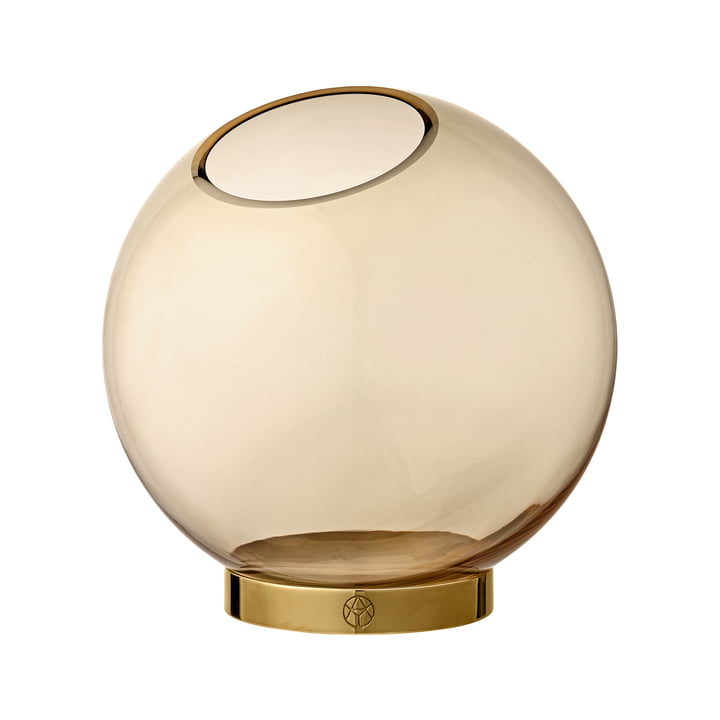 Globe vase medium, Ø 17 x H 17 cm i rav / guld fra AYTM