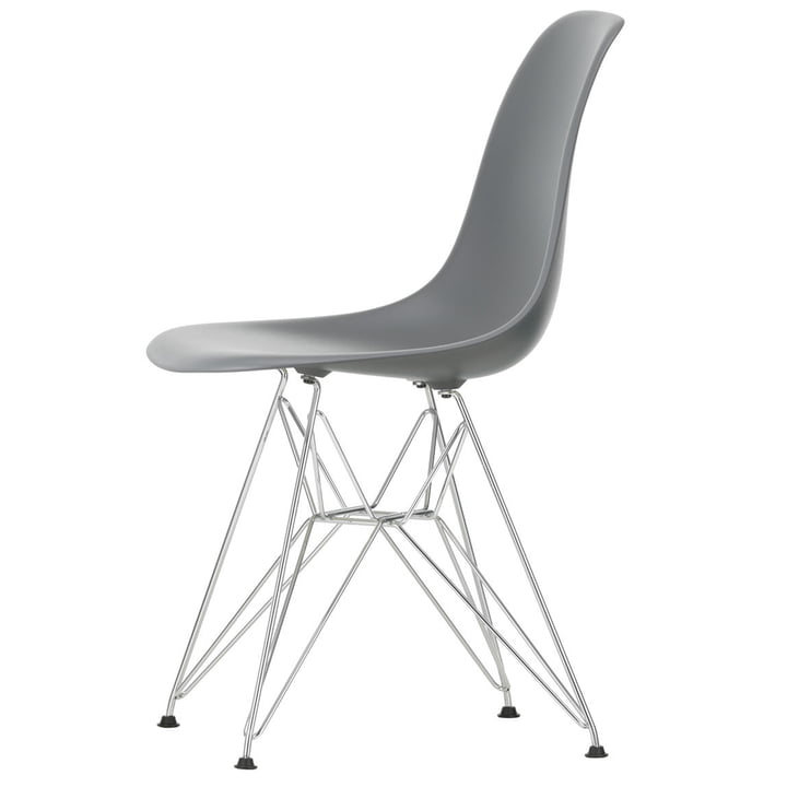 Eames Plastic Side Chair DSR fra Vitra i forkromet/granitgrå
