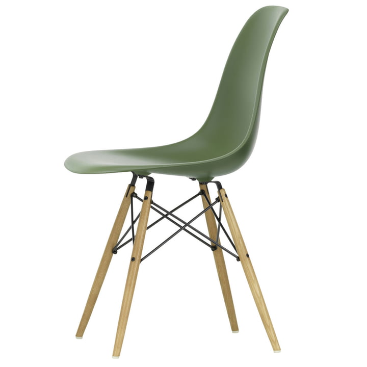 Eames Plastic Side Chair DSW fra Vitra i honningfarvet ask/skov