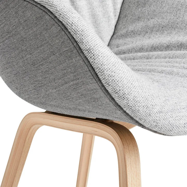 About A Chair AAC 123 Soft Duo, matlakeret eg / indvendig polstring Hallingdal 116 af HAY