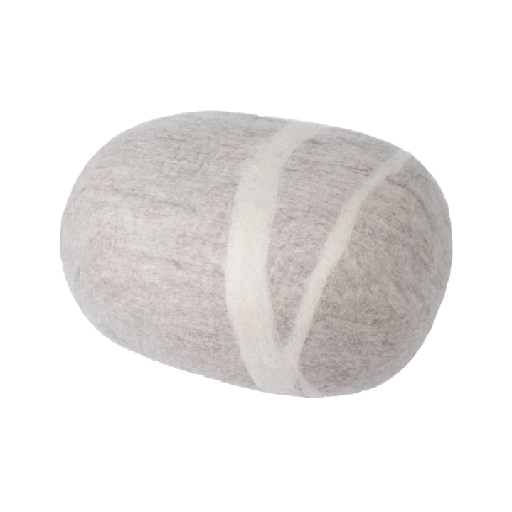 Pebble stone pude Béla XL fra myfelt i lys beige
