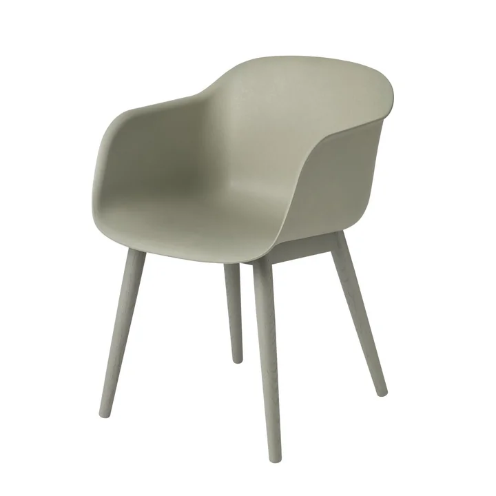 Fiber Chair Wood Base fra Muuto i støvet grøn