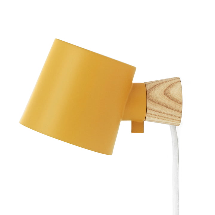 Rise væglampe fra Normann Copenhagen i gul