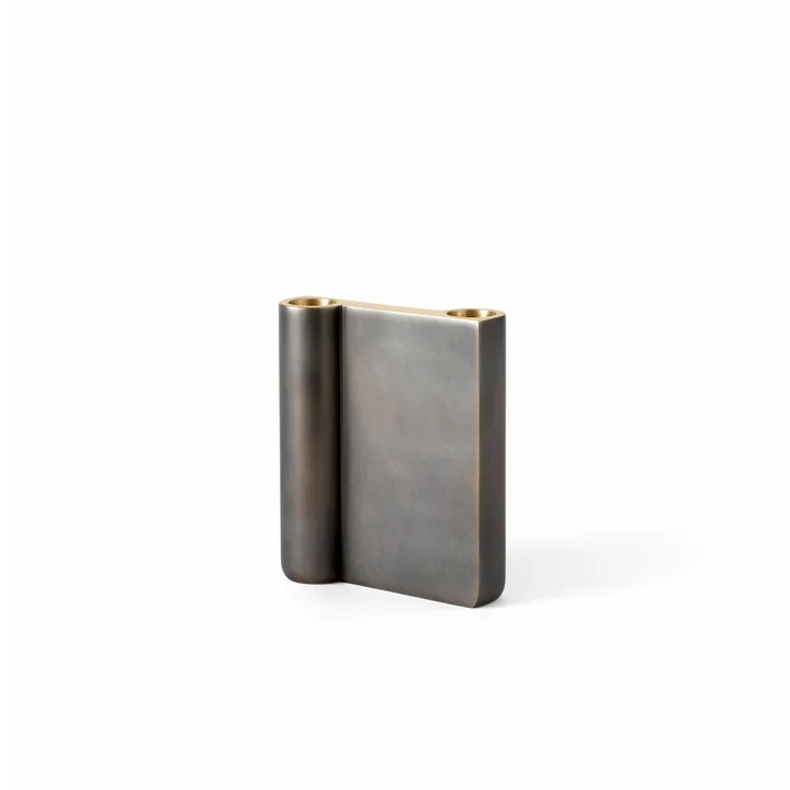 Den mellemstore Collect lysestage fra & Tradition, bronzeret messing
