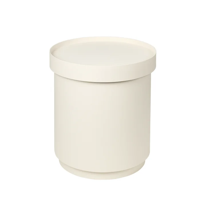 Ninna sidebord af Broste Copenhagen i regnvejrsdag, højt