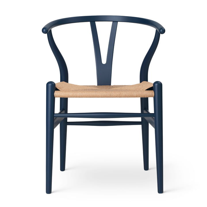 CH24 Wishbone Chair af Carl Hansen i soft blue /natur flet