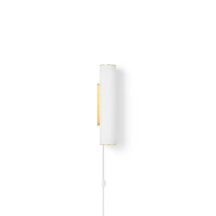 Vuelta væglampe H 40 cm fra Ferm Living i hvid / messing