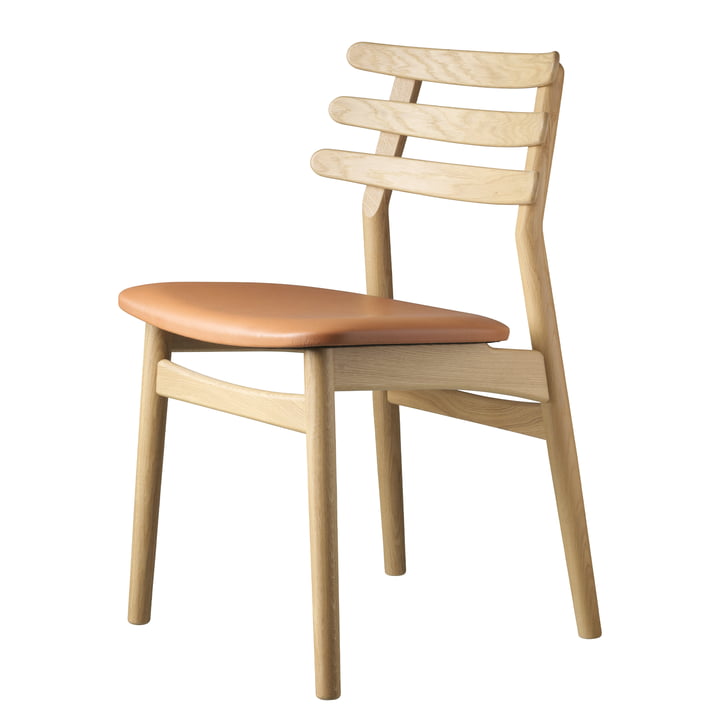 J48 stol fra FDB Møbler i mat lakeret eg / cognac læder