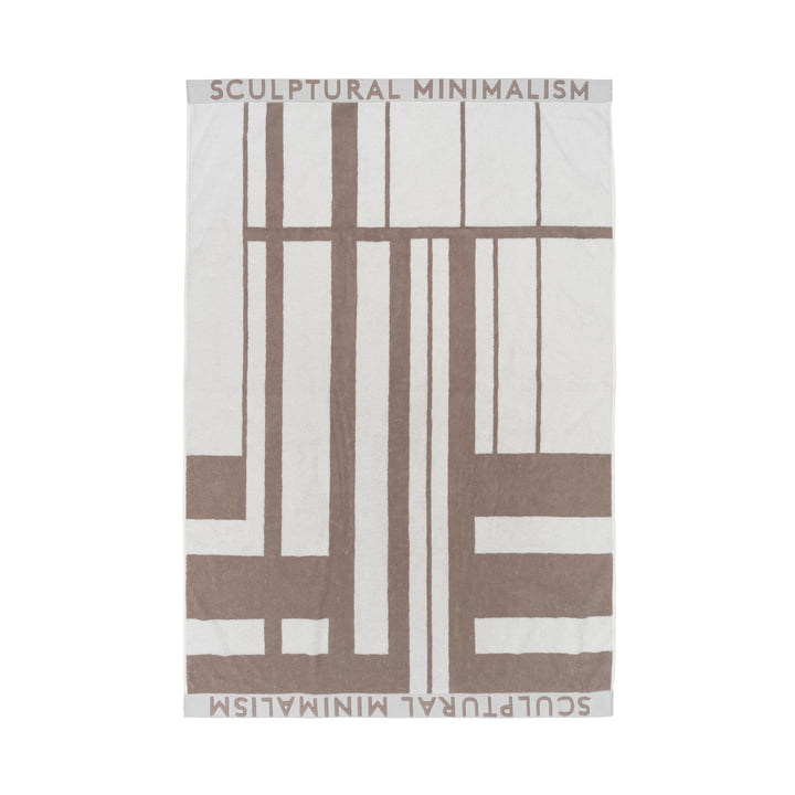Minimal håndklæde, 100 x 150 cm i beige / råhvid af Kristina Dam Studio