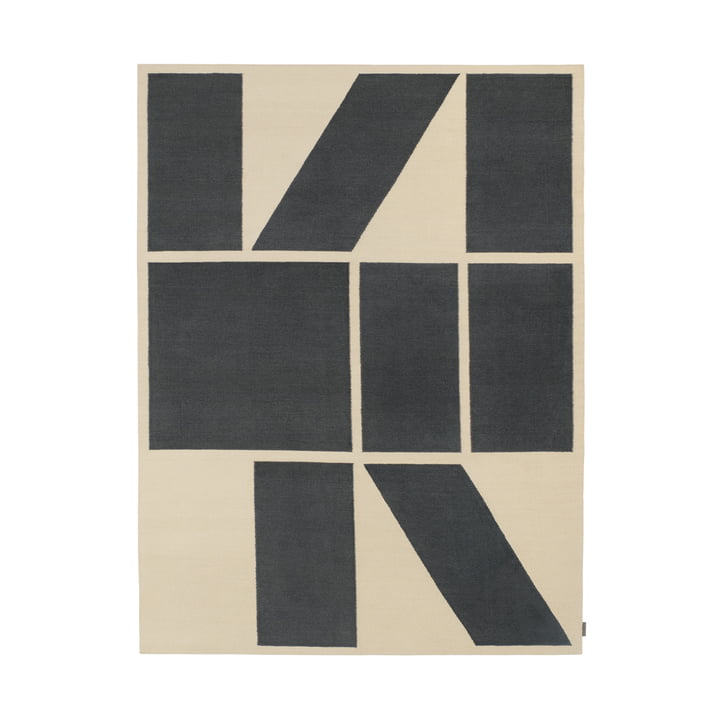 Kelim Untitled_AB11 tæppe, 180 x 240 cm, sort/beige (0033 Skifer) fra Kvadrat