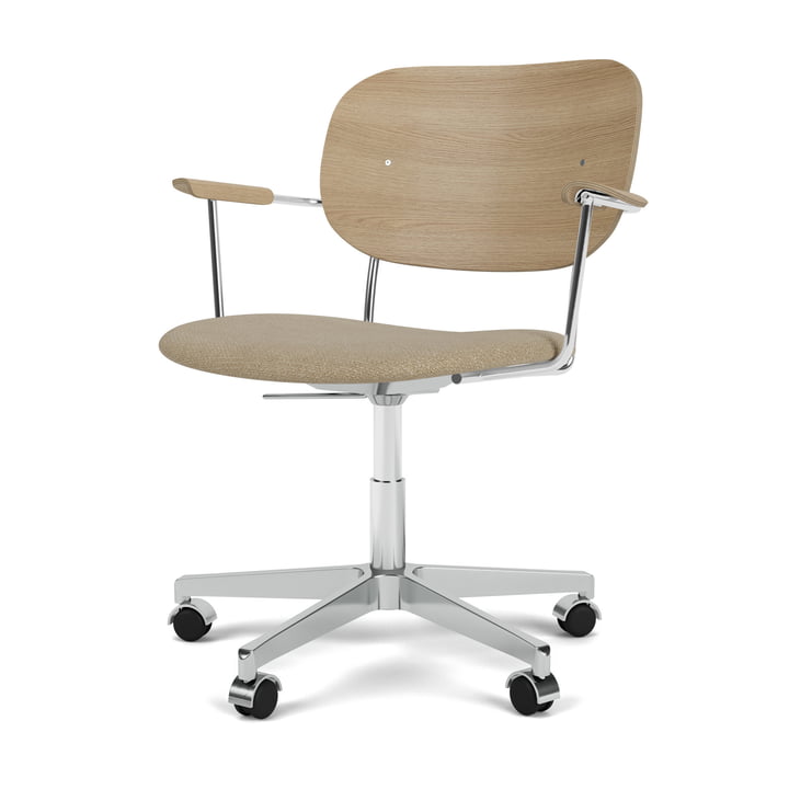 Co Task Chair med armlæn, naturlig eg/aluminium, beige sæde (stof Audo Bouclé 02) fra Audo