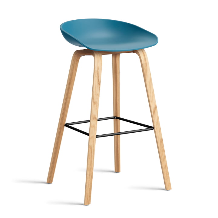 Hay - About A Stool AAS 32 H 85 cm, lakeret eg / sort stål / azurblå 2. 0