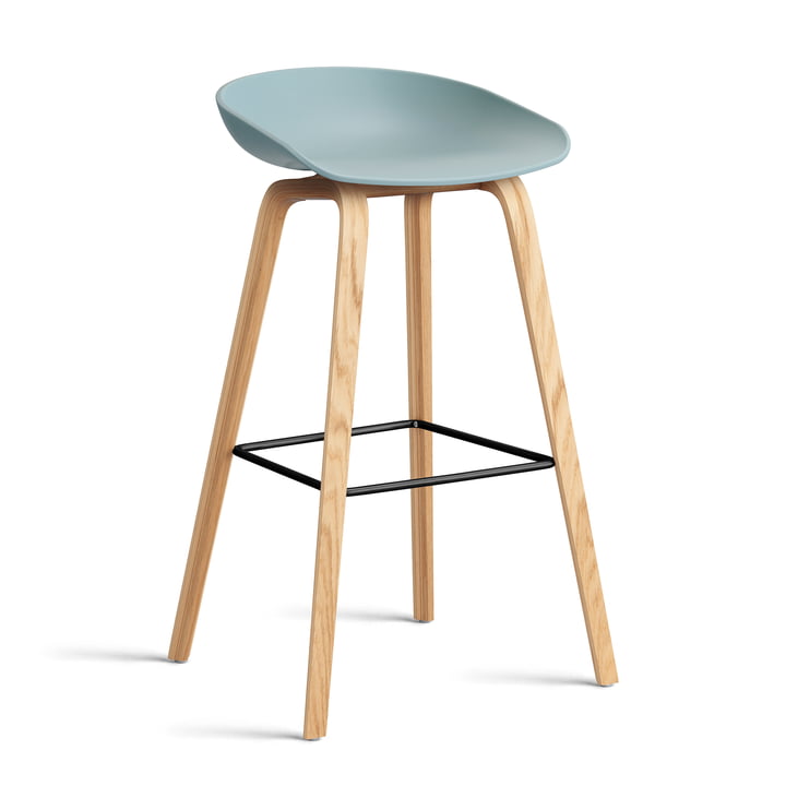 Hay - About A Stool AAS 32 H 85 cm, lakeret eg / sort stål / støvet blå 2. 0