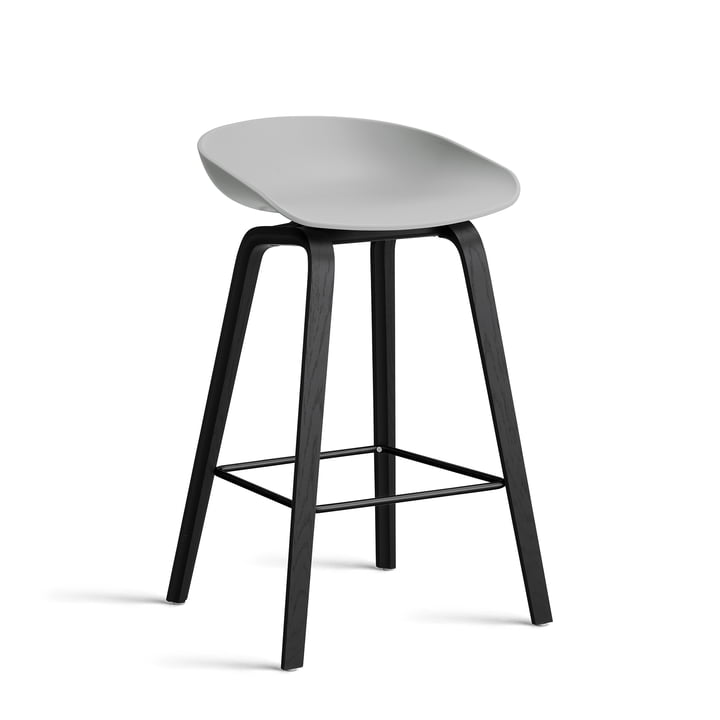 Hay - About A Stool AAS 32 H 75 cm, sortlakeret eg / sort stål / betongrå 2. 0