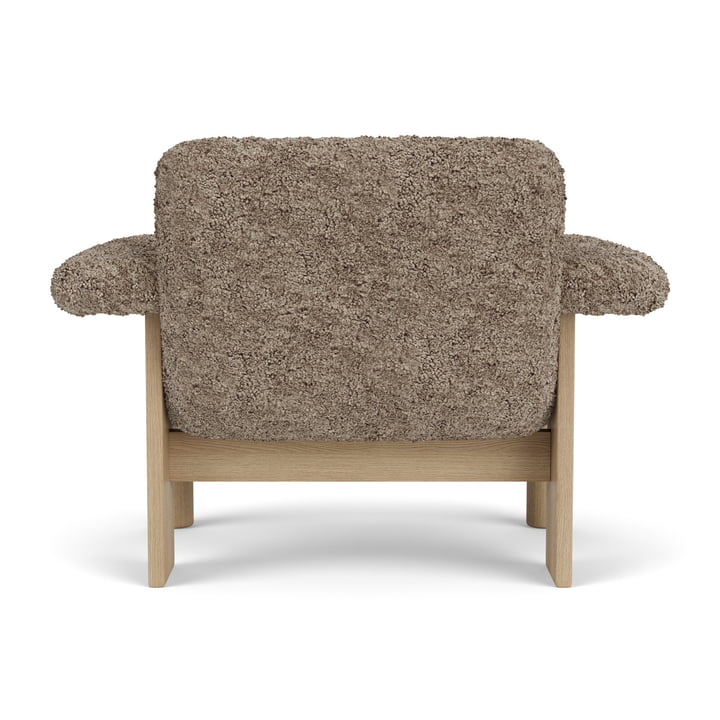 Audo - Brasilia Lounge Chair, naturlig eg / Sahara brunt fåreskind