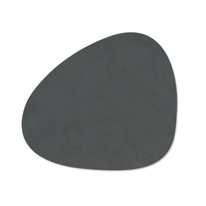 Dækkeserviet Curve M, 31 x 35 cm, Nupo antracit fra Lind DNA