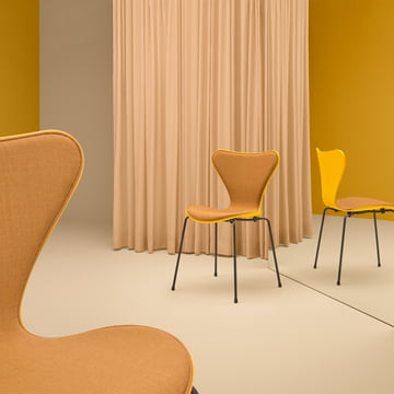 Serie 7 stol (frontpolstret) af Fritz Hansen