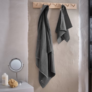 Calm håndklædesæt, 40 x 70 cm & 70 x 160 cm, mørkegrå (sæt med 2) fra The Organic Company