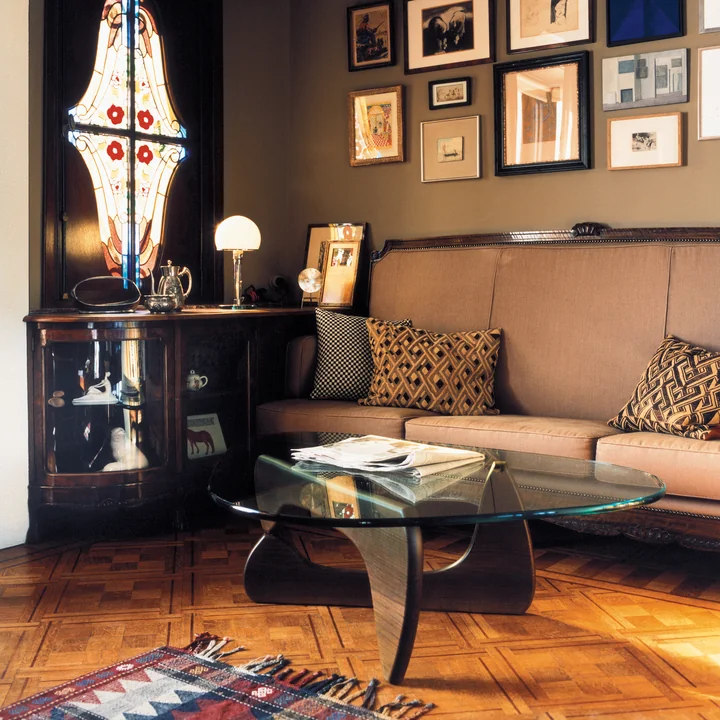 Sofabord fra Vitra i retroomgivelser