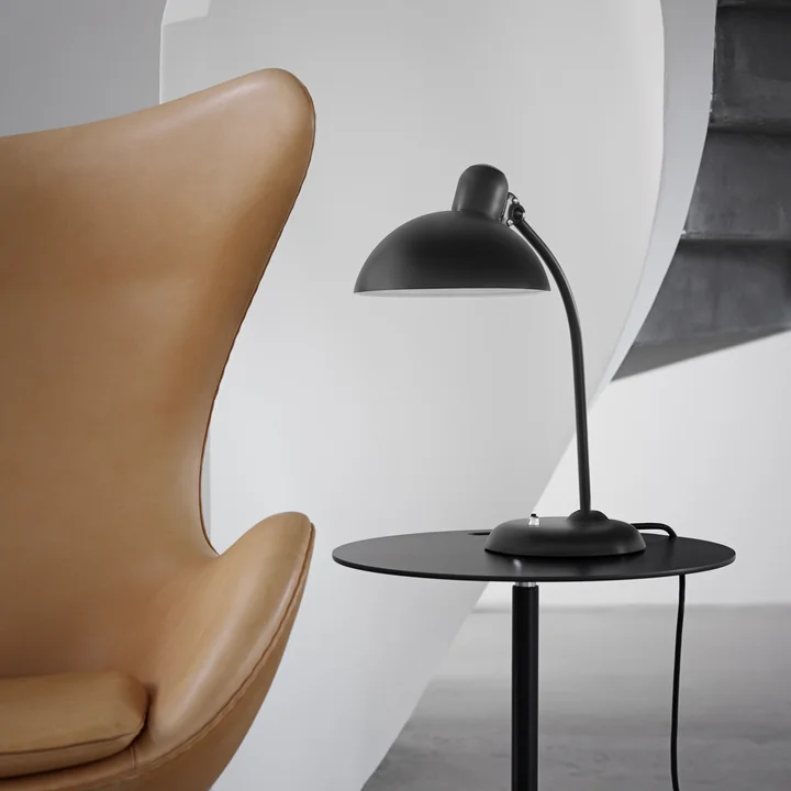 KAISER idell 6556-T bordlampe fra Fritz Hansen