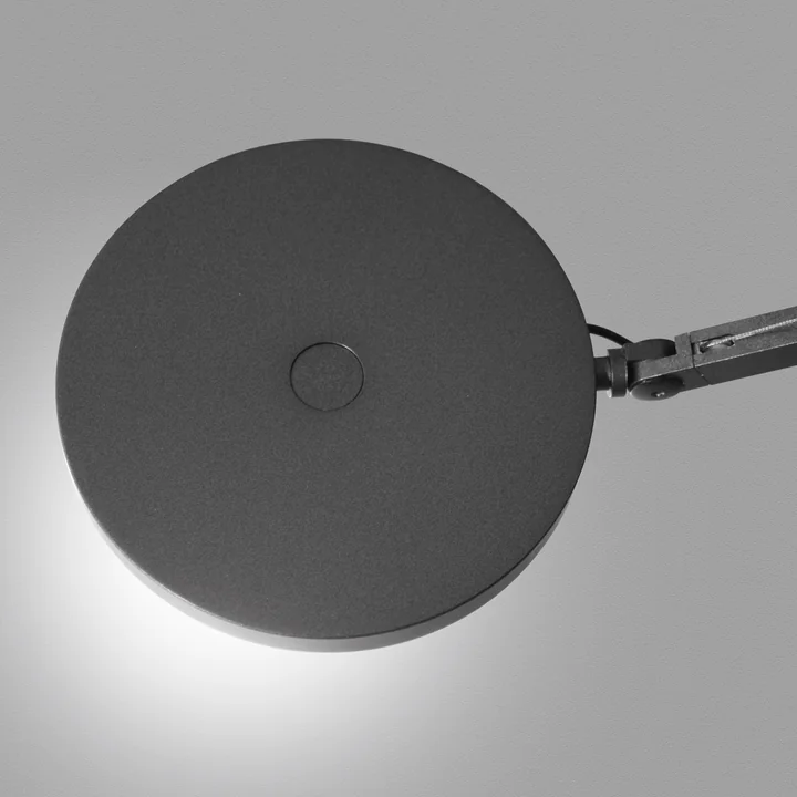 Demetra bordlampe fra Artemide