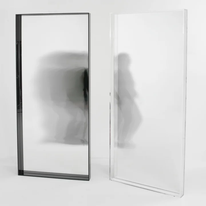 Only Me spejl af Kartell