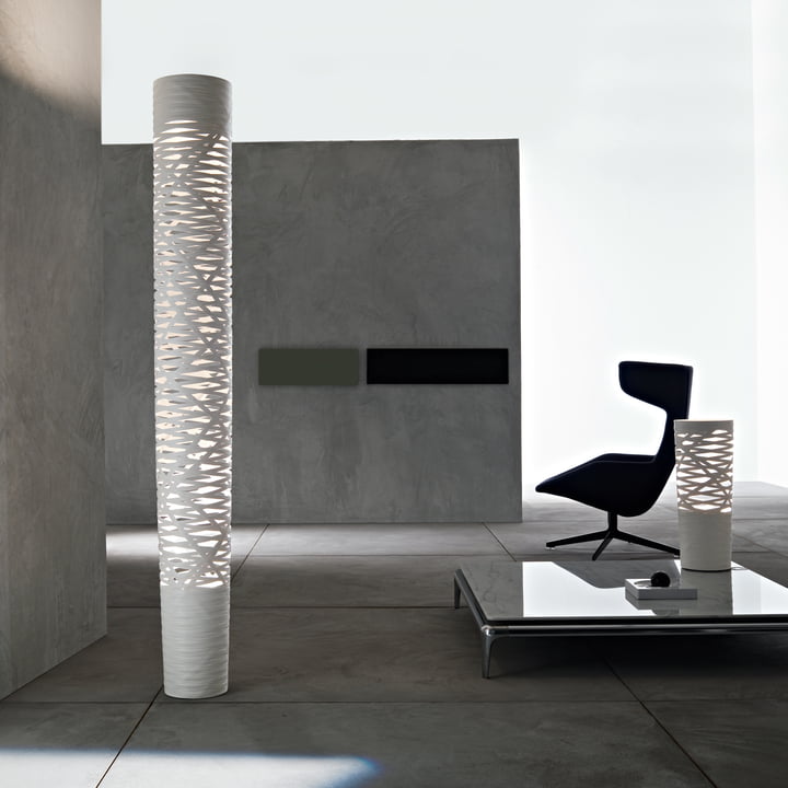Tress Grande gulvlampen fra Foscarini i hvid