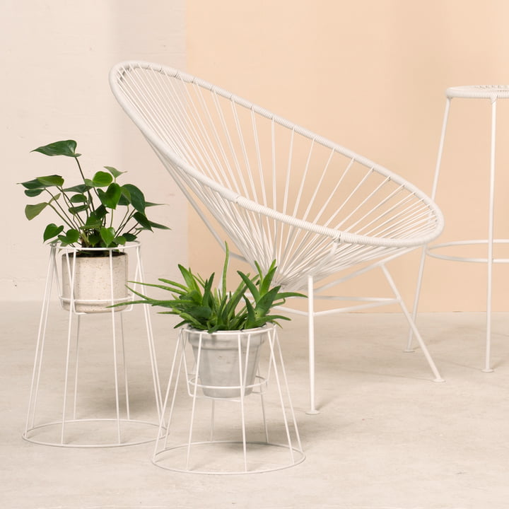 OK Design – Cibele urtepottestativ, hvid, Acapulco Chair, hvid