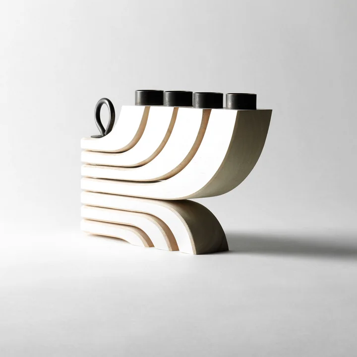 Nordic Light lysestage 4 arme fra Design House Stockholm i hvid