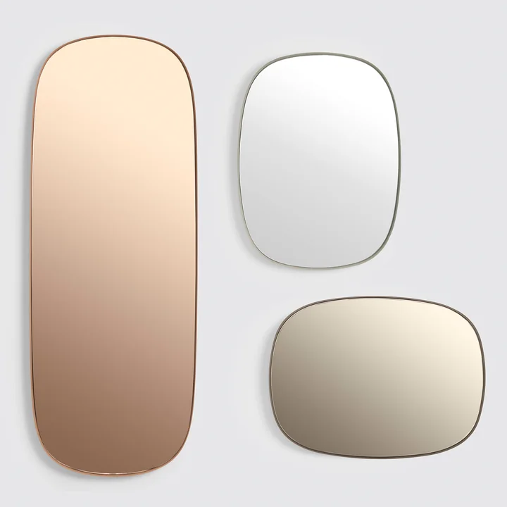 Det Framed Mirror af Muuto i stort, lyserød / lille, taupe / lille, grå