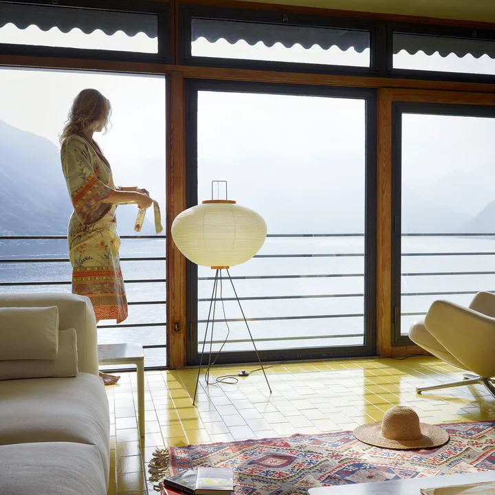 Akari 10A gulvlampe fra Vitra
