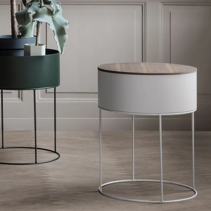 Plant Box rund med Wire Basket Top Small fra Ferm Living