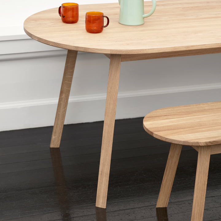 Triangle Leg spisebord og bænk fra HAY