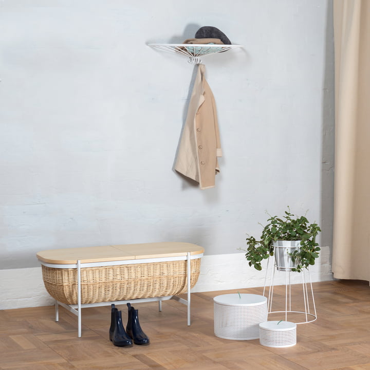 OK Design - Willow, hvid med Cibele blomsterholder og Pinna-hylde