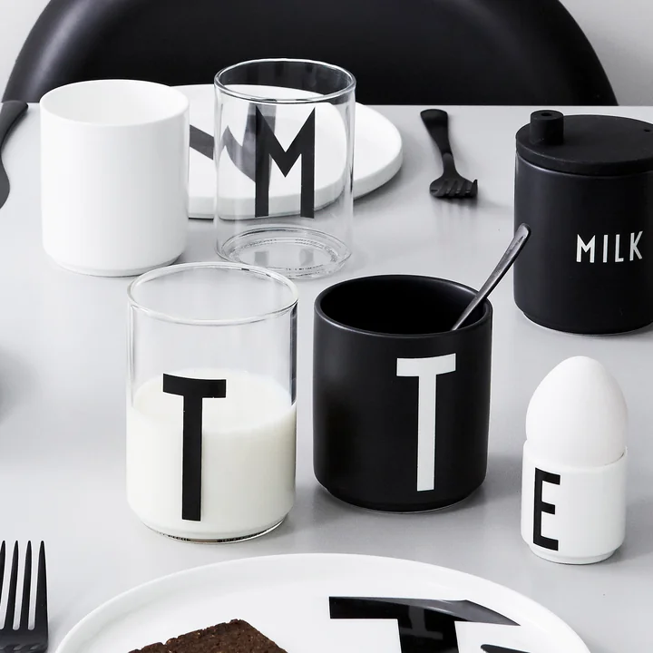 Design Letters - AJ glas