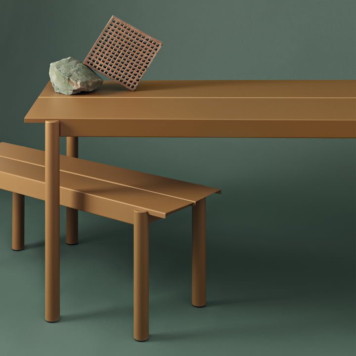 Linear Steel stålbænk og bord i brændt orange fra Muuto